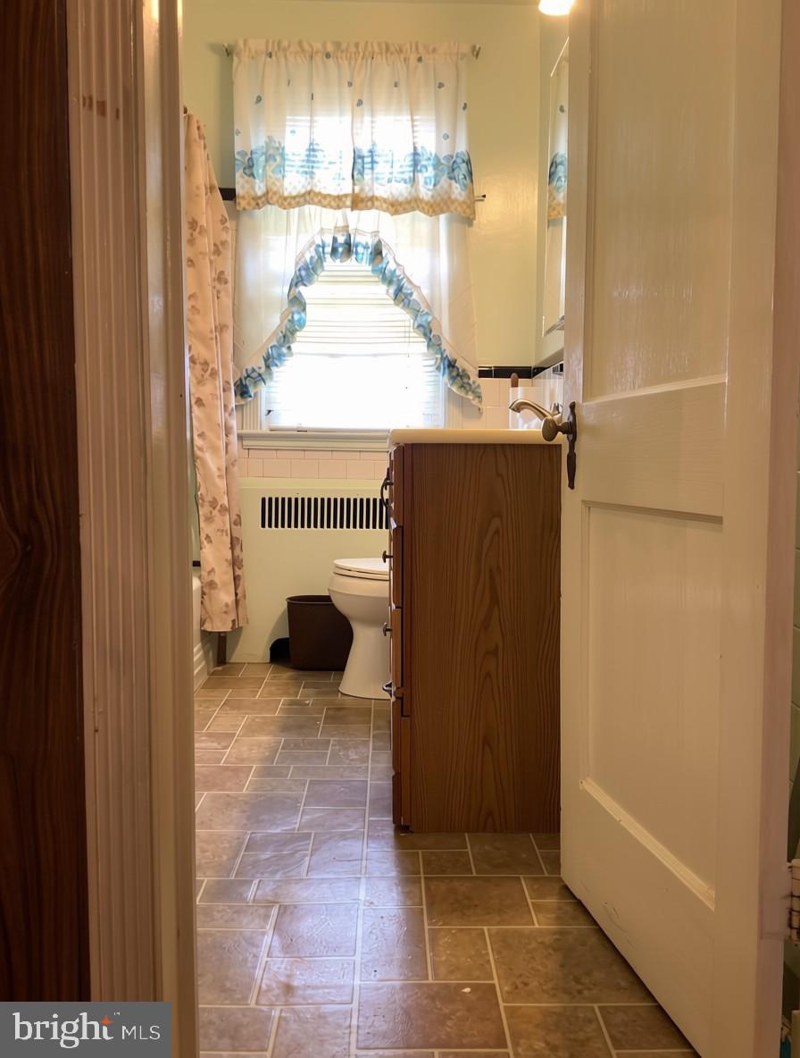 1547 Lochwood Road Baltimore, MD 21218 - Photo 14 of 30 Upstairs, Cozy bathroom