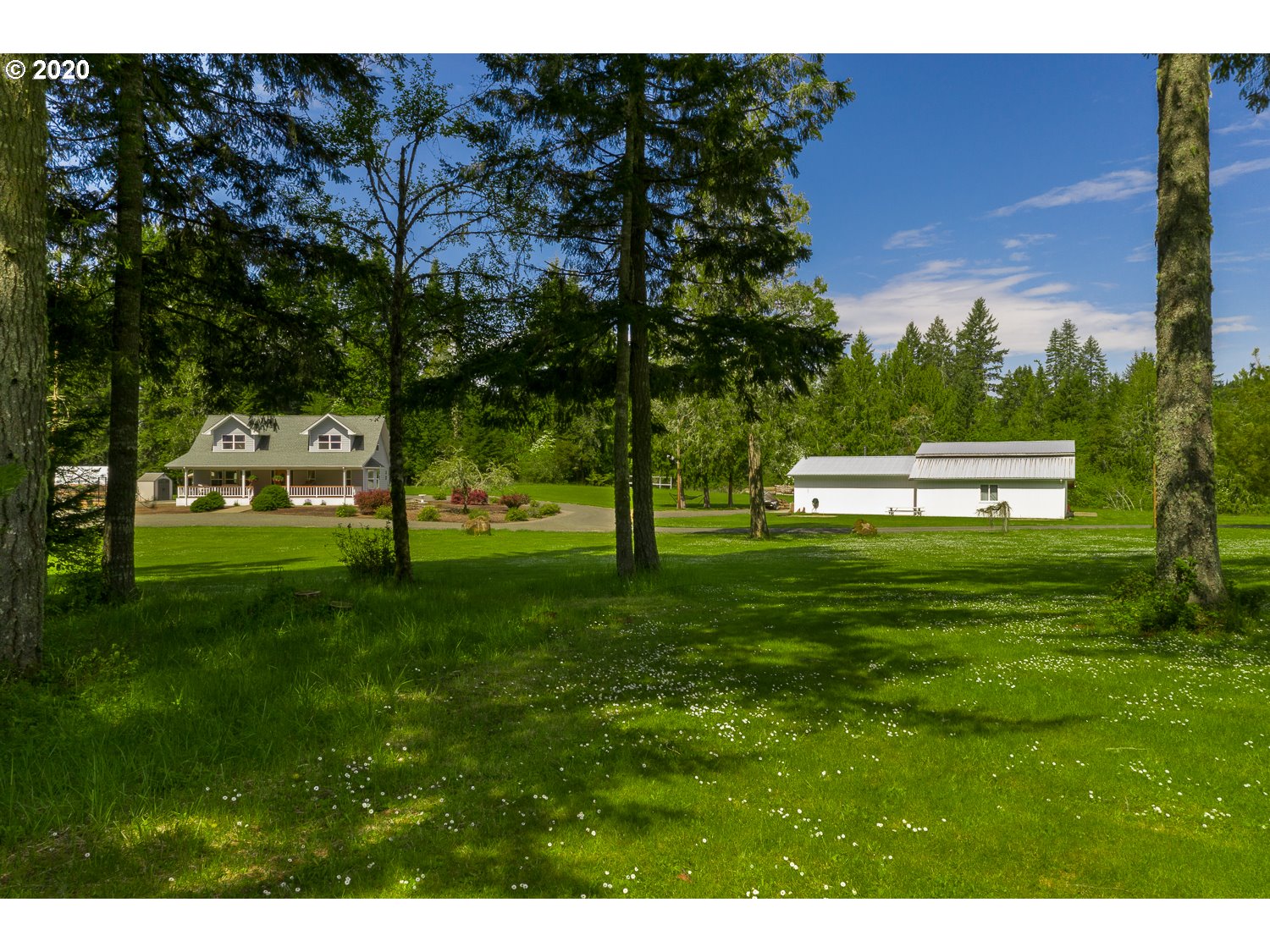 37749 Wallace Creek Road Springfield, OR 97478 - Photo 7 of 23