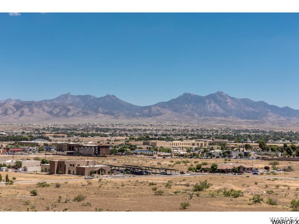 870 Riata Valley Road Kingman, AZ 86409 - Photo 18 of 36 Gallery Image 18