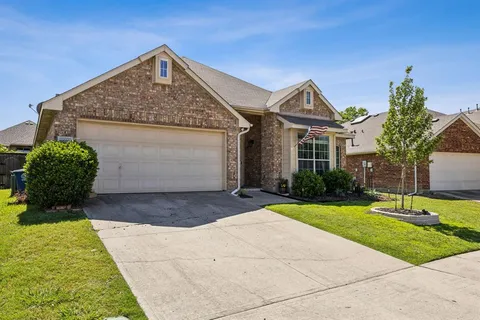 $399,999 | 6509 Lake Forest Lane, Sachse, TX 75048