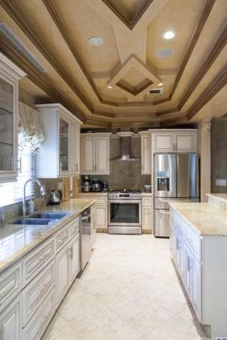 1844 West Kenneth Road Glendale, CA 91201 - Photo 13 of 42 Gallery Image 13