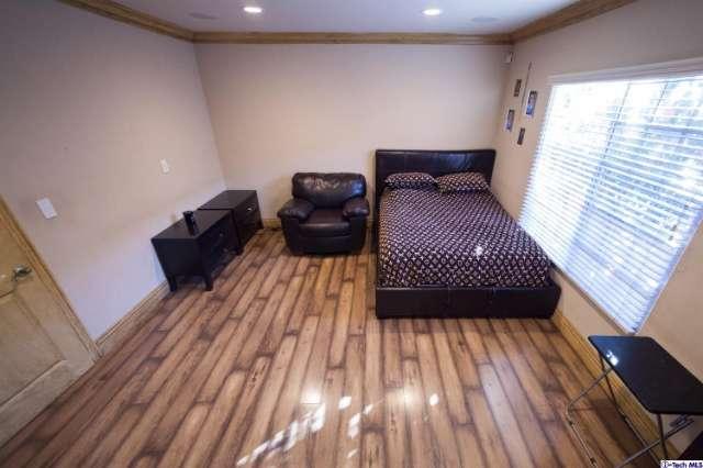 1844 West Kenneth Road Glendale, CA 91201 - Photo 21 of 42 Gallery Image 21