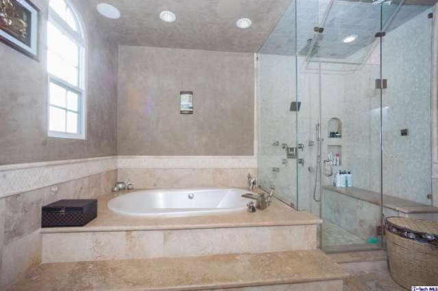 1844 West Kenneth Road Glendale, CA 91201 - Photo 24 of 42 Gallery Image 24