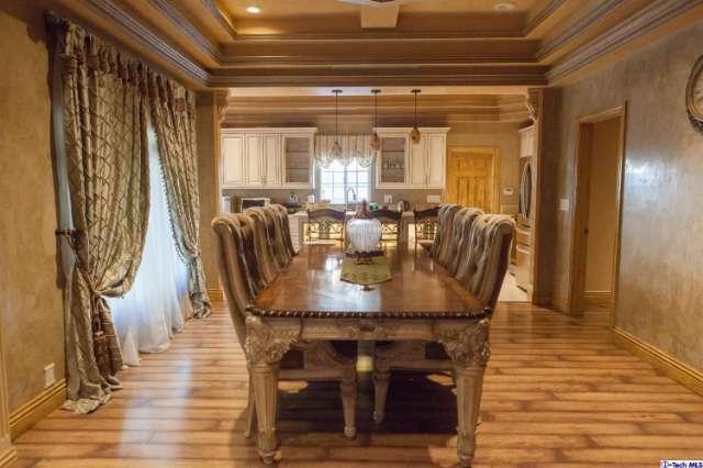 1844 West Kenneth Road Glendale, CA 91201 - Photo 7 of 42 Gallery Image 7