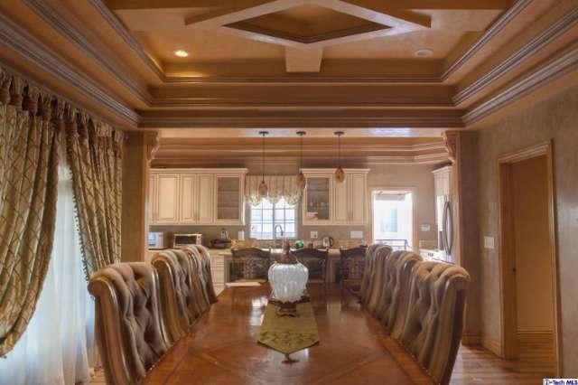 1844 West Kenneth Road Glendale, CA 91201 - Photo 8 of 42 Gallery Image 8