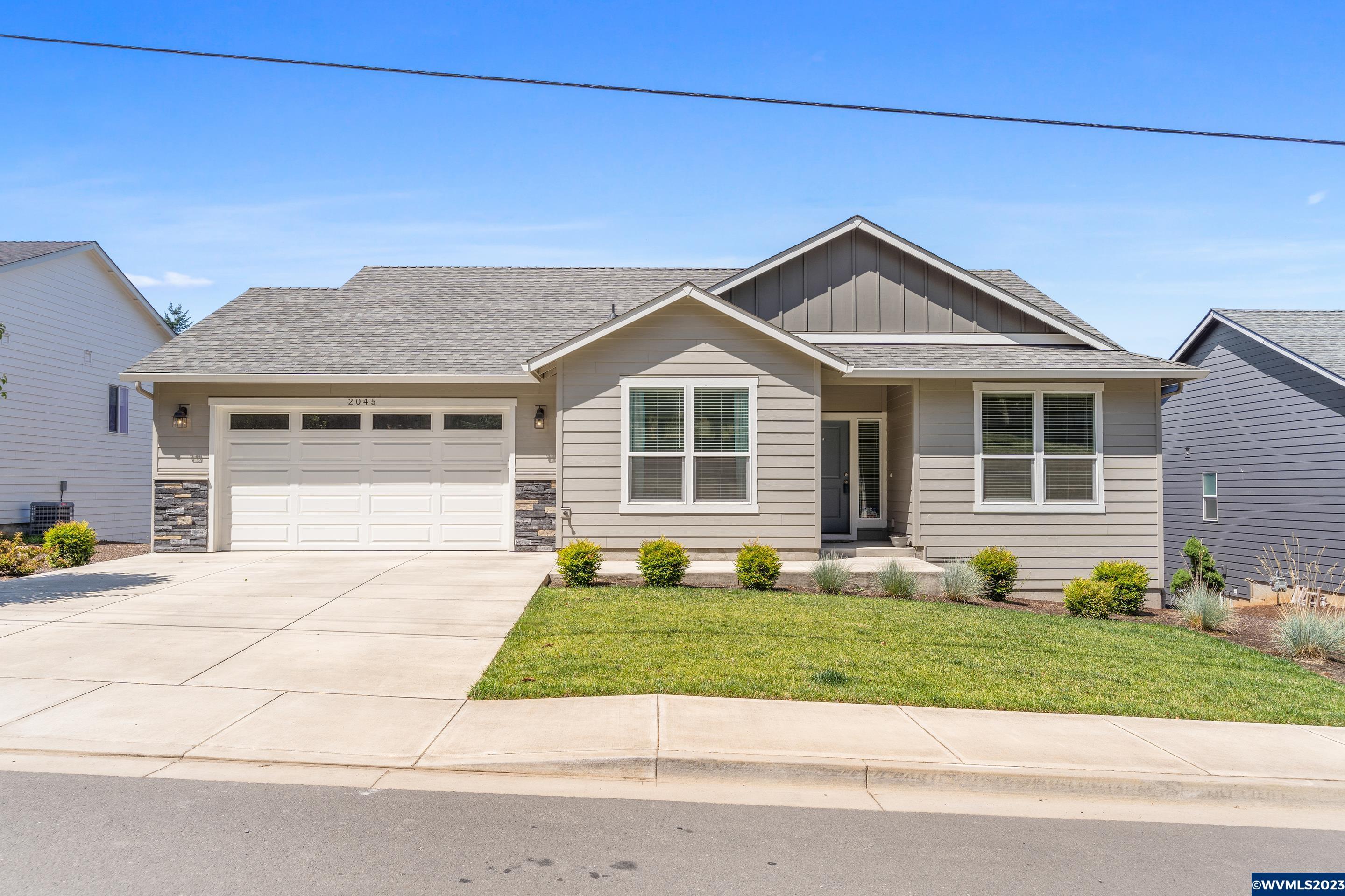 2045 Davis Road South Salem, OR 97306 - Photo 1 of 32