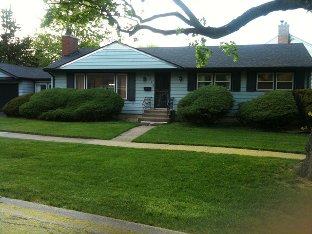 2546 Clyde Street Homewood, IL 60430 - Photo 1 of 19 Gallery Image 1