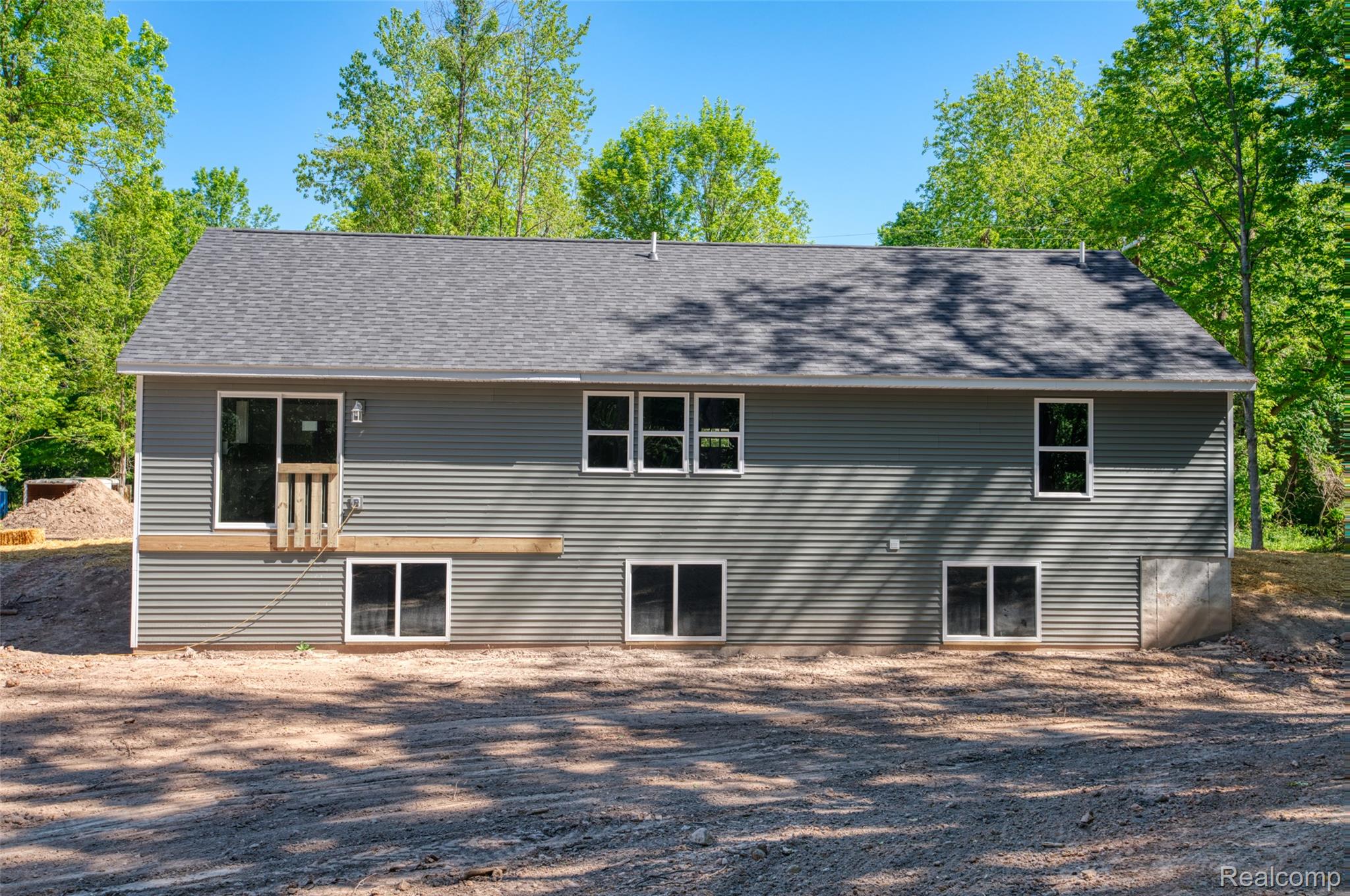 10551 West Allen Road Fowlerville, MI 48836 - Photo 23 of 34 DSC07859_6.jpg