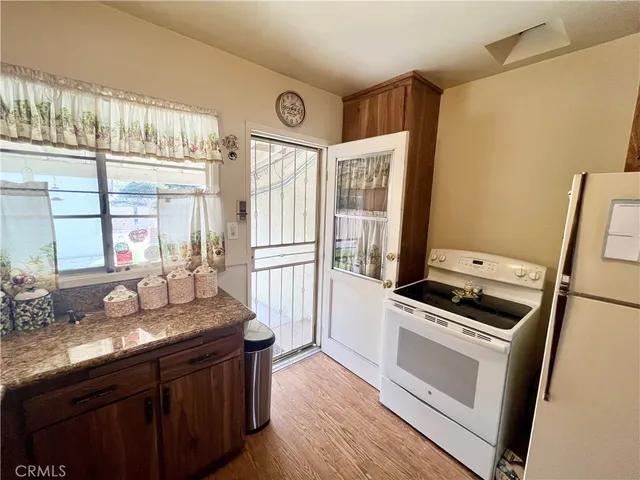 $875,000 | 17900 Martha Street, Encino, CA 91316