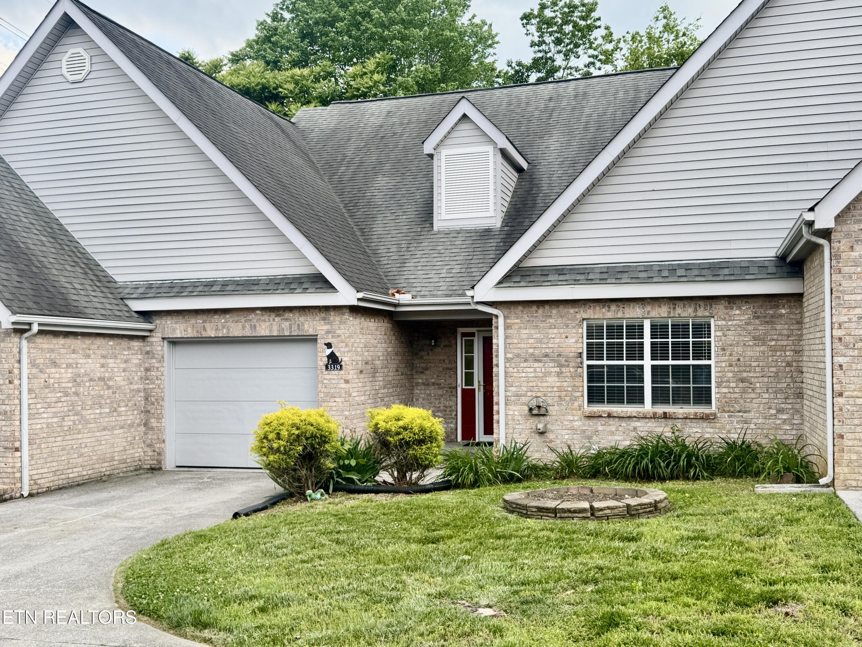 3319 Laurel View Road Knoxville, TN 37917 - Photo 3 of 36 3