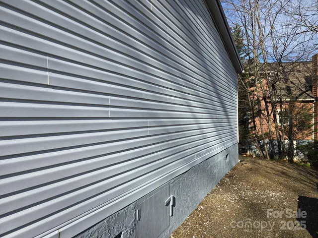 a view of a wooden fence