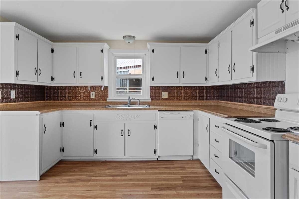 18 Mohican Road Worcester, MA 01605 - Photo 11 of 30 Gallery Image 11