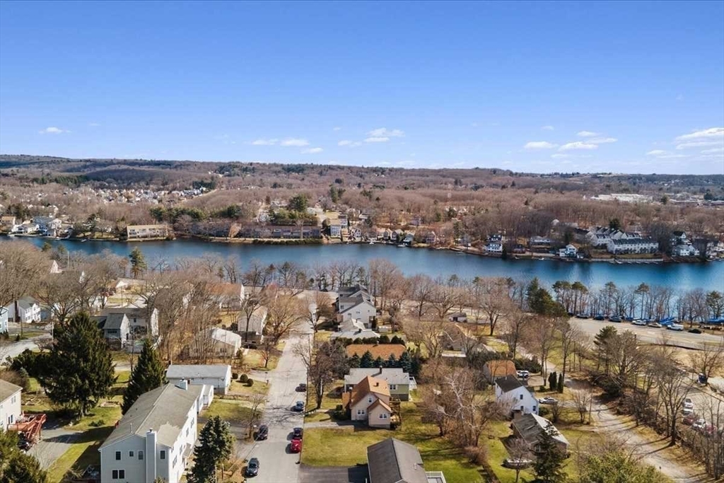 18 Mohican Road Worcester, MA 01605 - Photo 3 of 30 Gallery Image 3