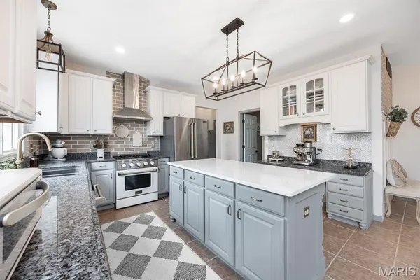 $619,900 | 180 Knollhaven Trail, O'Fallon, IL 62269
