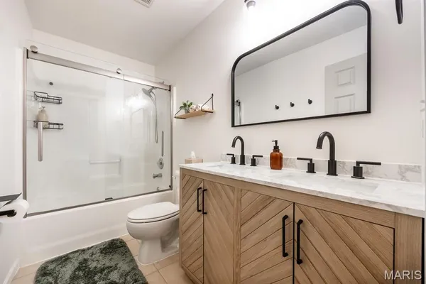 $619,900 | 180 Knollhaven Trail, O'Fallon, IL 62269