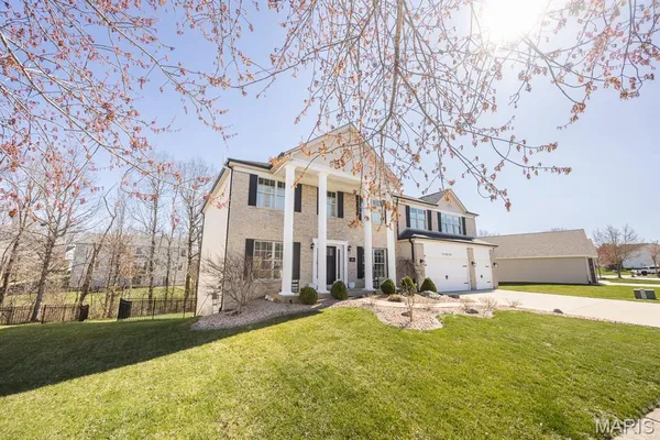 $619,900 | 180 Knollhaven Trail, O'Fallon, IL 62269