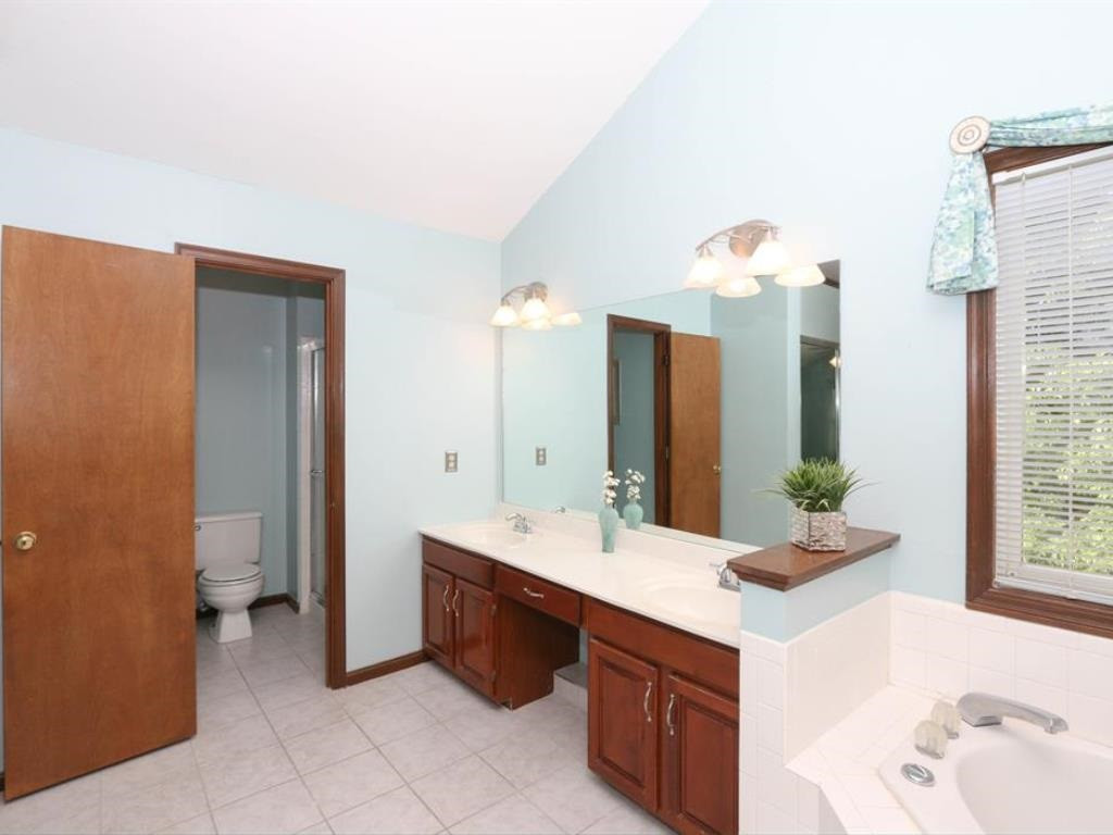 3281 Ridgetop Way Fort Mitchell, KY 41017 - Photo 17 of 30 Gallery Image 17
