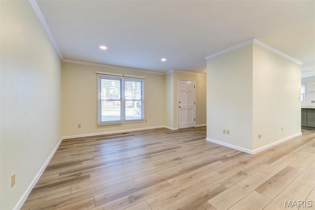 709 Turtle Cove Ballwin, MO 63011 - Photo 2 of 45
