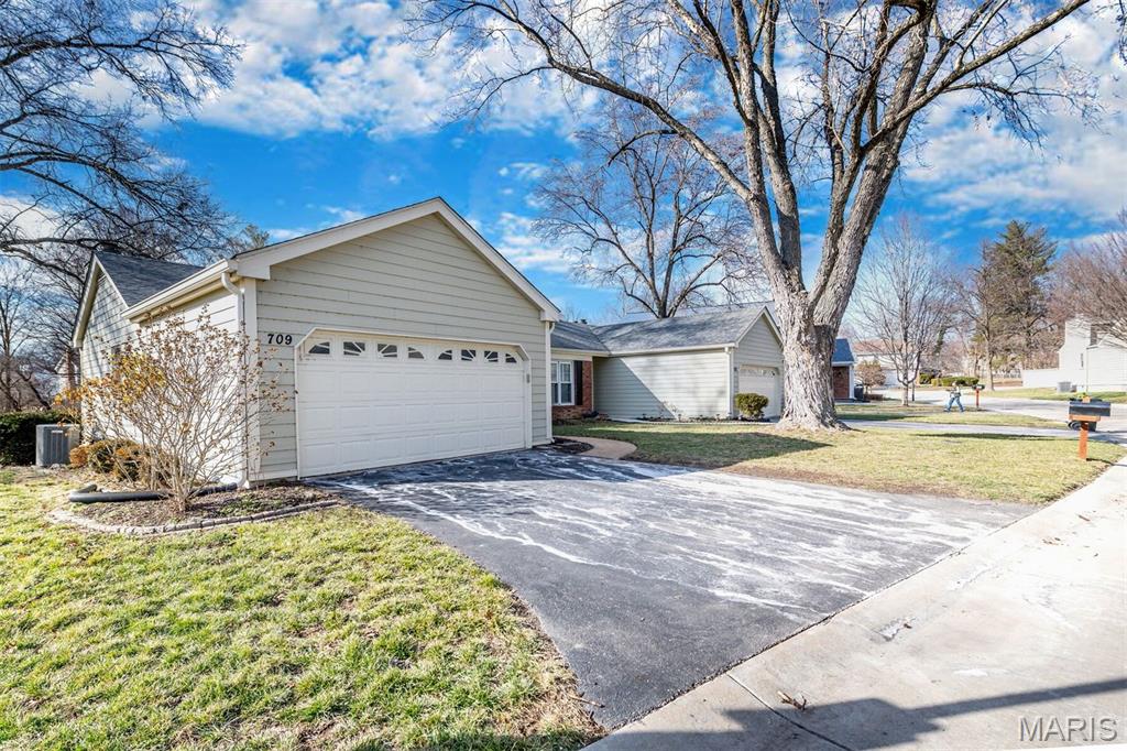 709 Turtle Cove Ballwin, MO 63011 - Photo 43 of 45