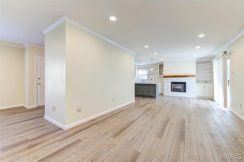 709 Turtle Cove Ballwin, MO 63011 - Photo 8 of 45