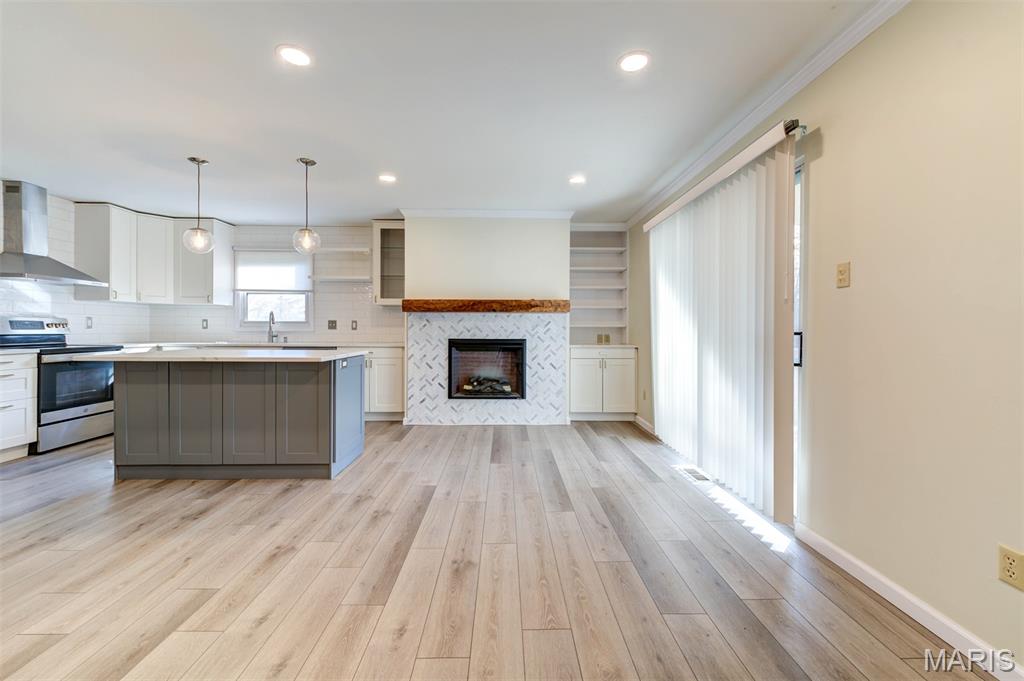 709 Turtle Cove Ballwin, MO 63011 - Photo 9 of 45