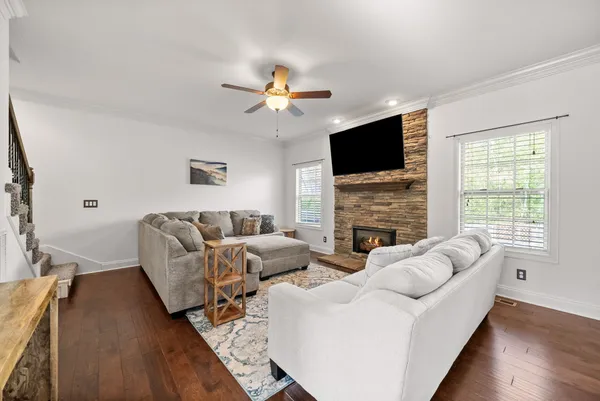 $459,900 | 3148 Timberdale Drive, Clarksville, TN 37042