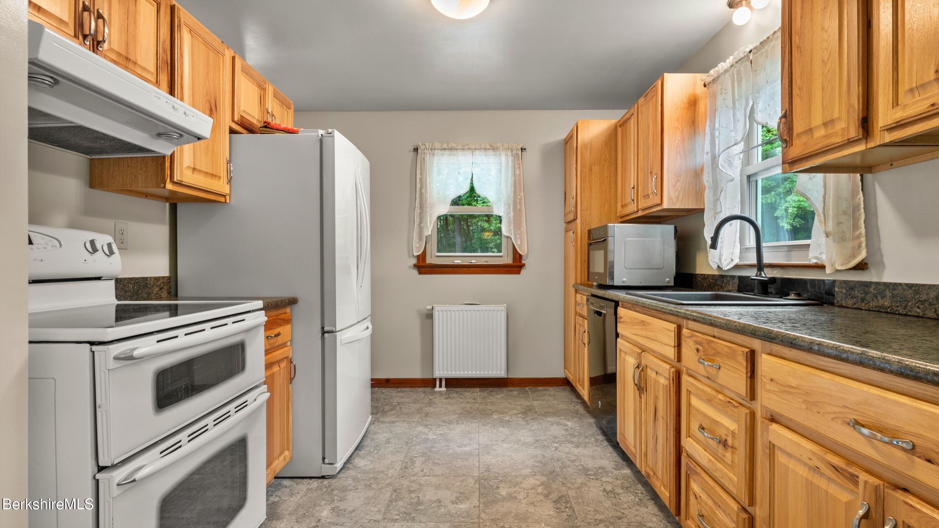 55 Howe Road Pittsfield, MA 01201 - Photo 9 of 16 Kitchen (1)