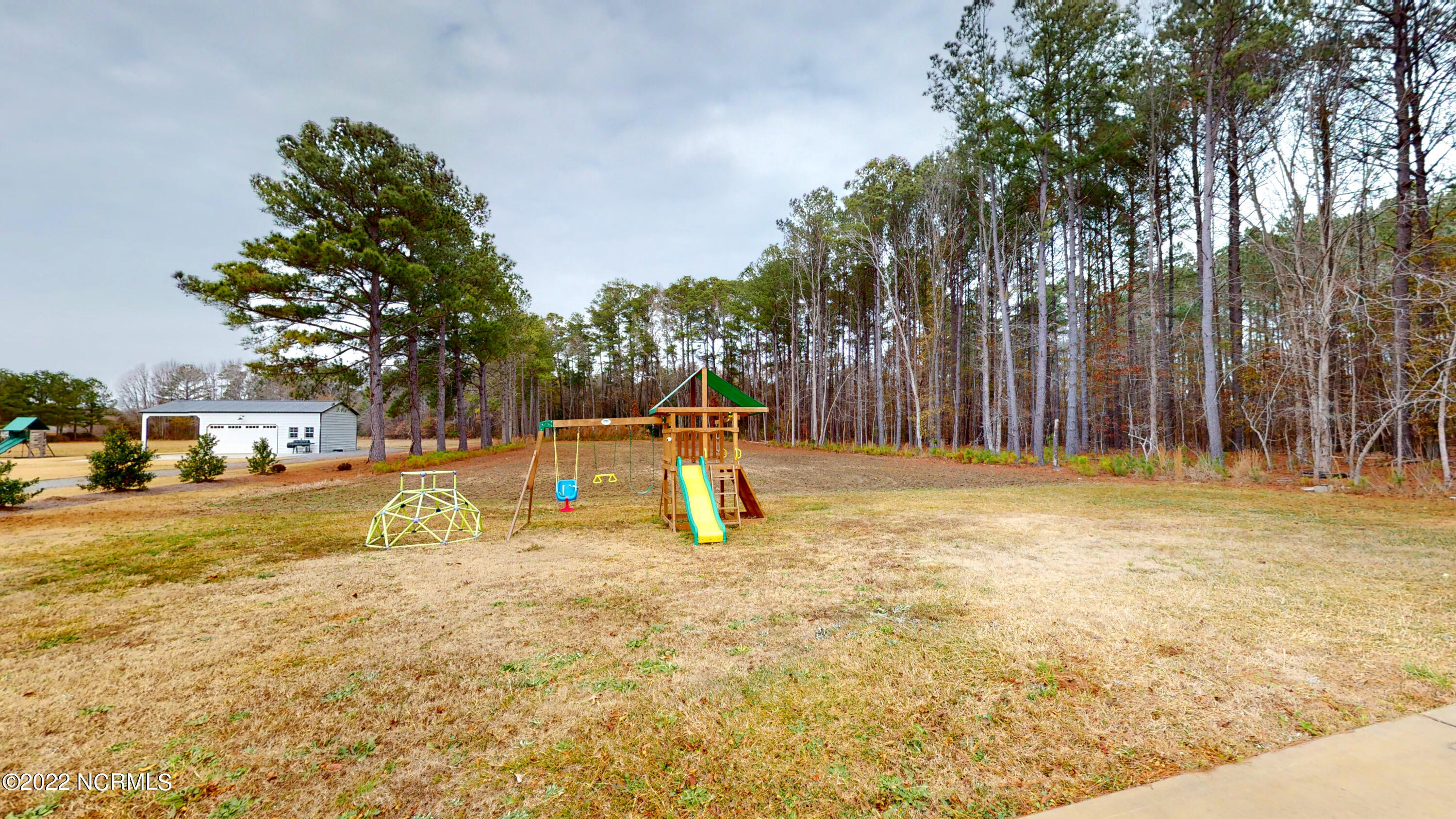 591 Evans Road Princeton, NC 27569 - Photo 51 of 54 L d Back