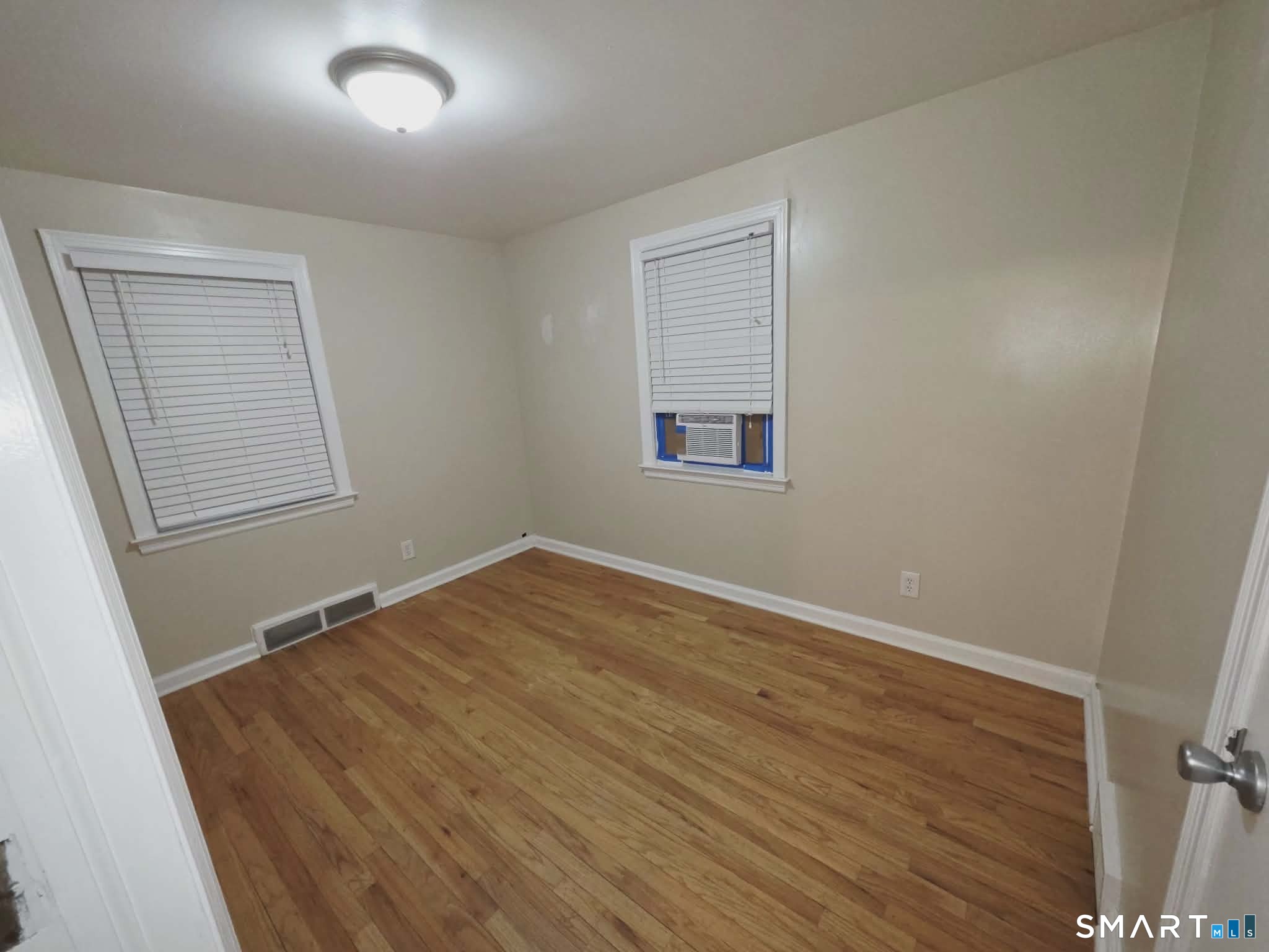 271 Gaylord Drive Waterbury, CT 06708 - Photo 12 of 24