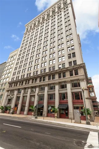 $174,900 | 314 North Broadway, Unit 1102, St. Louis, MO 63102