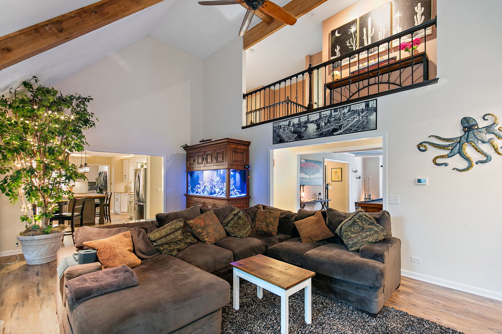 627 Wood Ridge Court Elgin, IL 60123 - Photo 9 of 37 Gallery Image 9