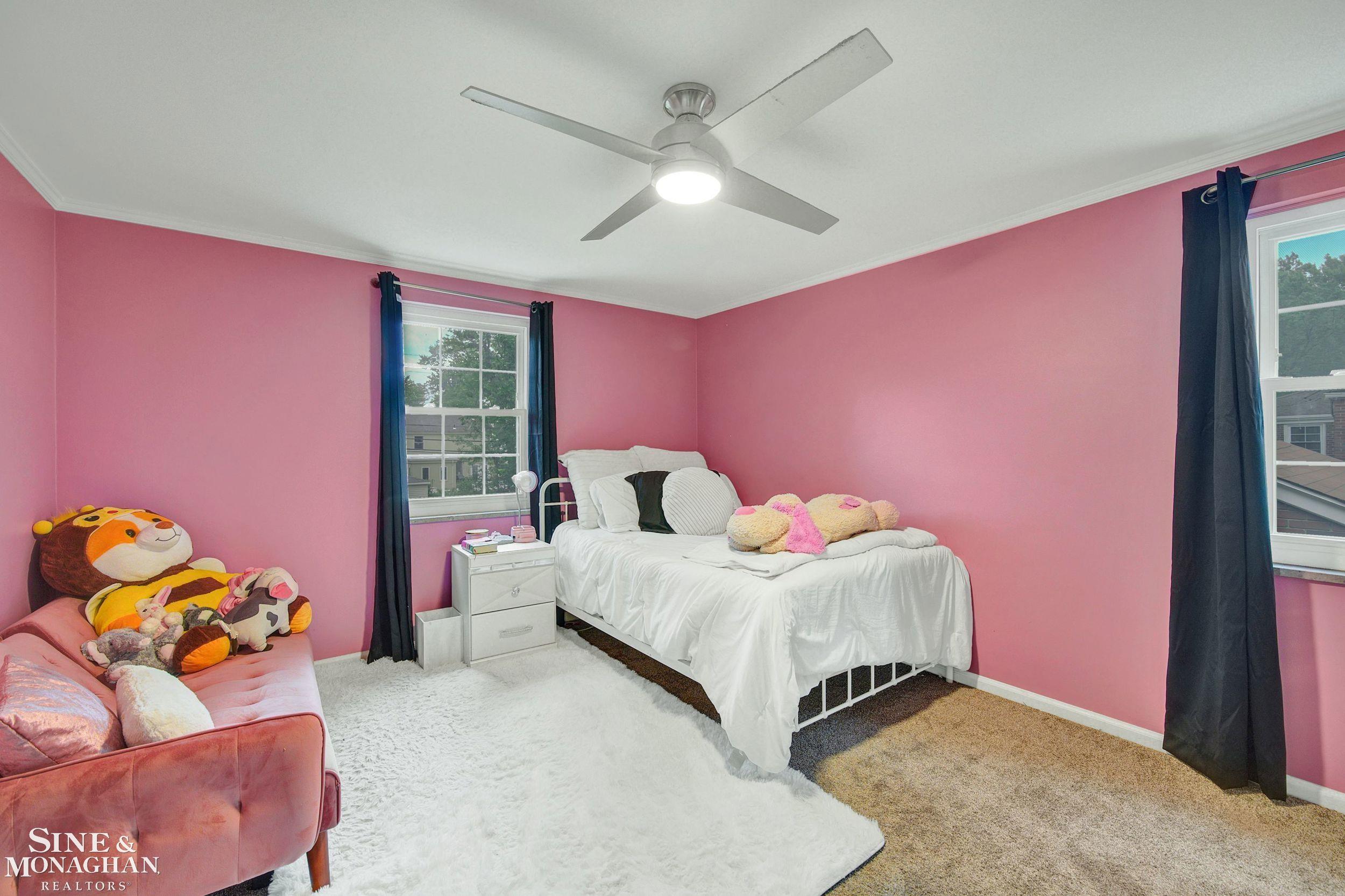 1886 Severn Road Grosse Pointe Woods, MI 48236 - Photo 20 of 38