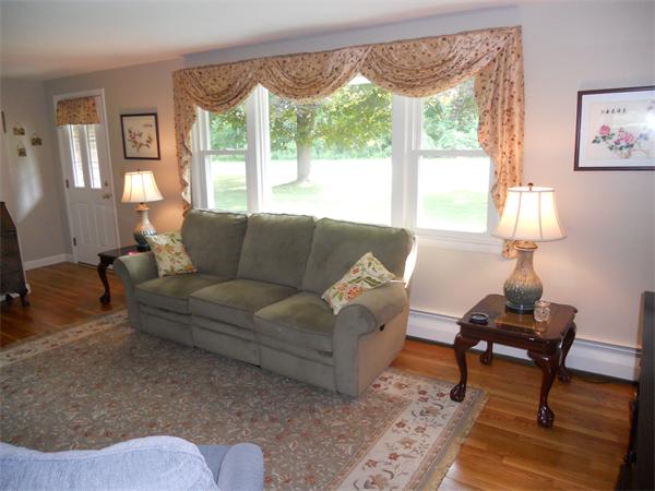 222 Providence Road Grafton, MA 01560 - Photo 2 of 16 Gallery Image 2