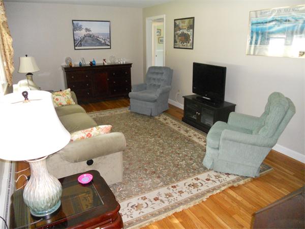 222 Providence Road Grafton, MA 01560 - Photo 3 of 16 Gallery Image 3