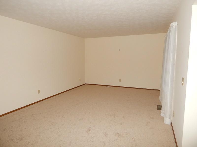 1130 Armsgate Road, Unit 174 Springfield, OH 45503 - Photo 3 of 25