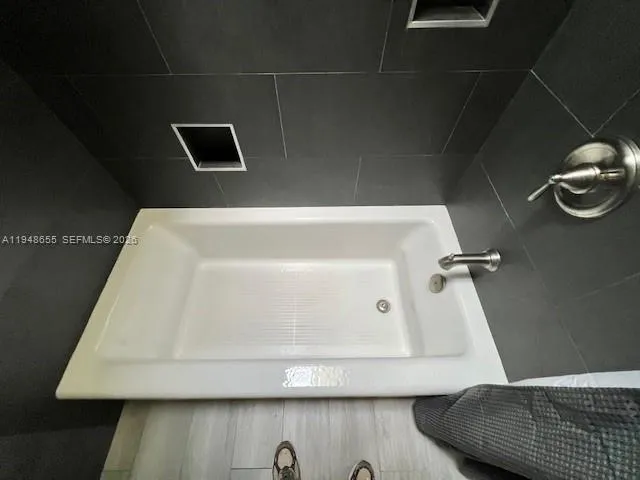 $689,000 | 7625 Southeast Bay Cedar Circle, Hobe Sound, FL 33455