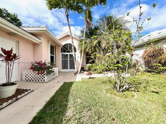 $689,000 | 7625 Southeast Bay Cedar Circle, Hobe Sound, FL 33455