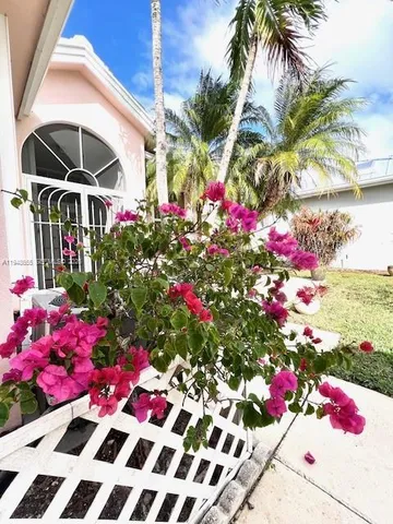 $689,000 | 7625 Southeast Bay Cedar Circle, Hobe Sound, FL 33455