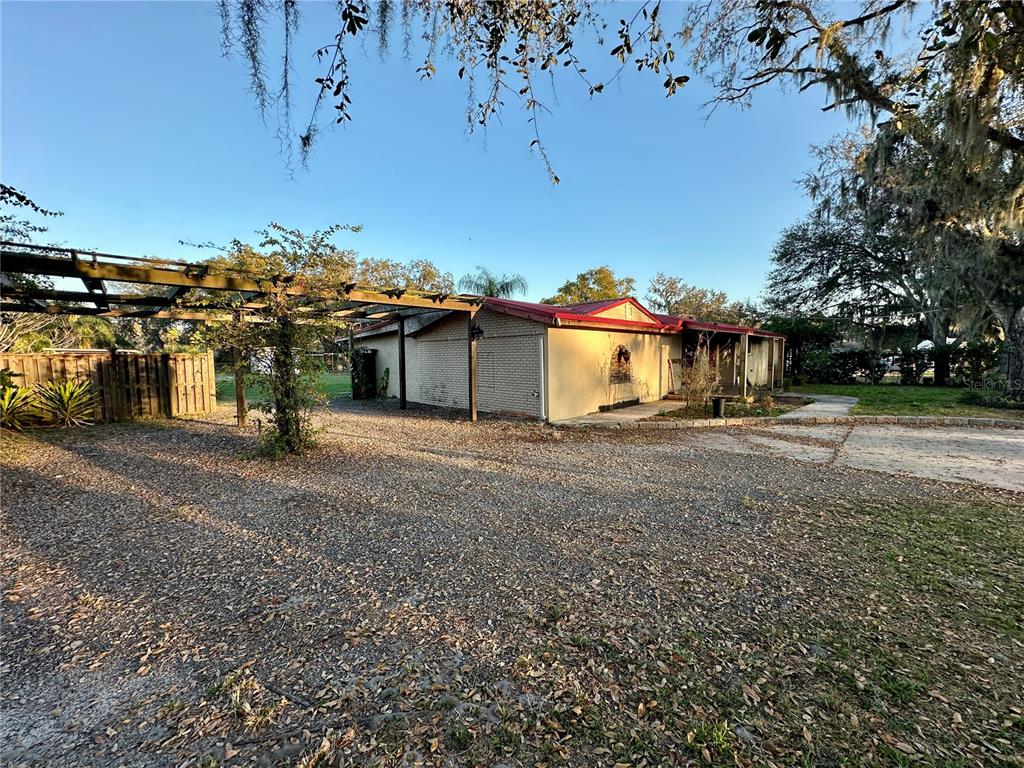 3521 Sumner Road Dover, FL 33527 - Photo 5 of 20 Gallery Image 5