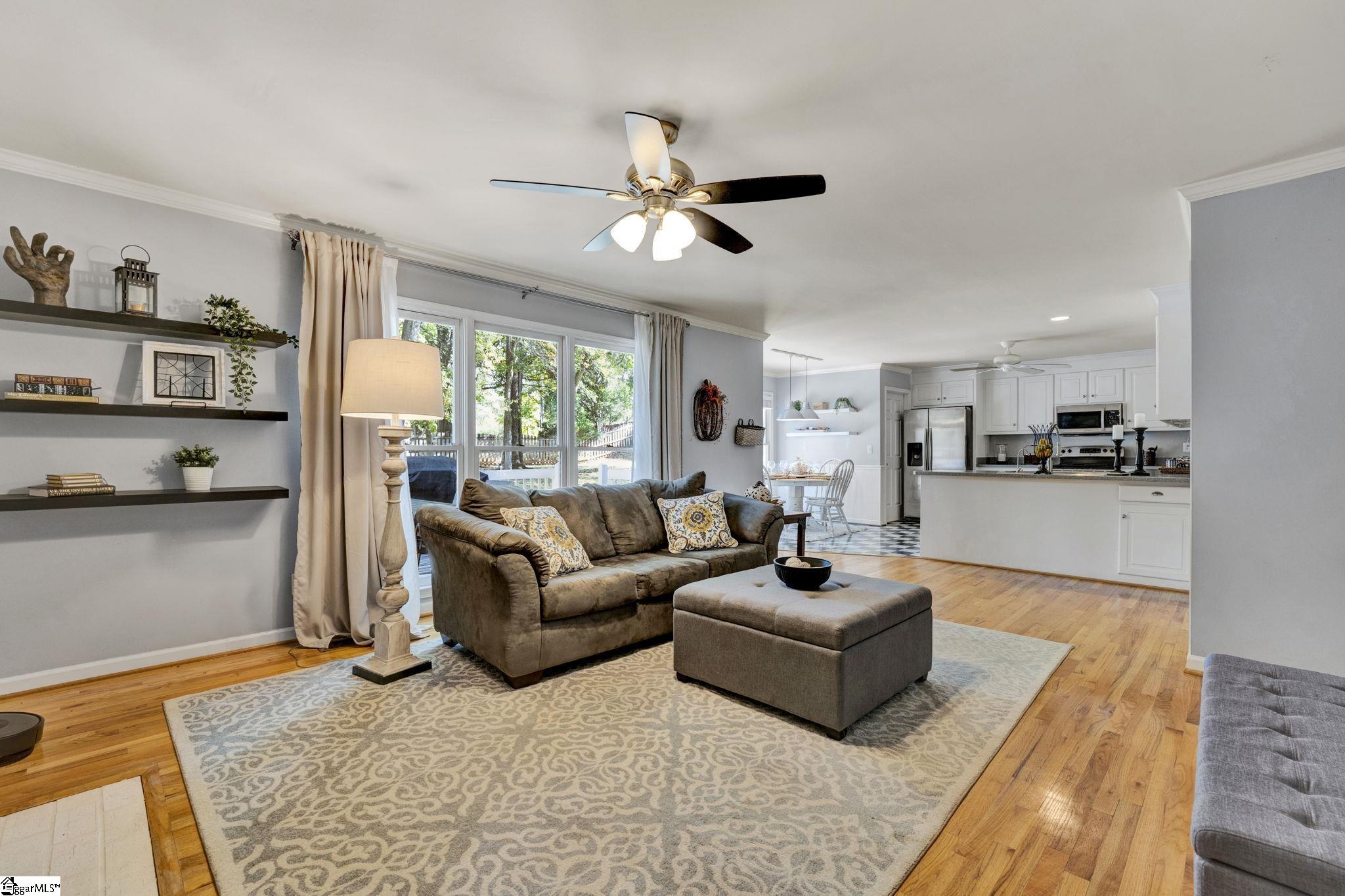 911 East Silverleaf Street Greer, SC 29650 - Photo 12 of 36 Gallery Image 12