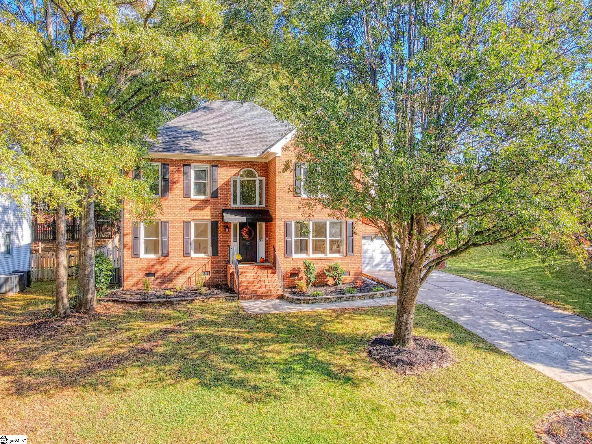 911 East Silverleaf Street Greer, SC 29650 - Photo 2 of 36 Gallery Image 2