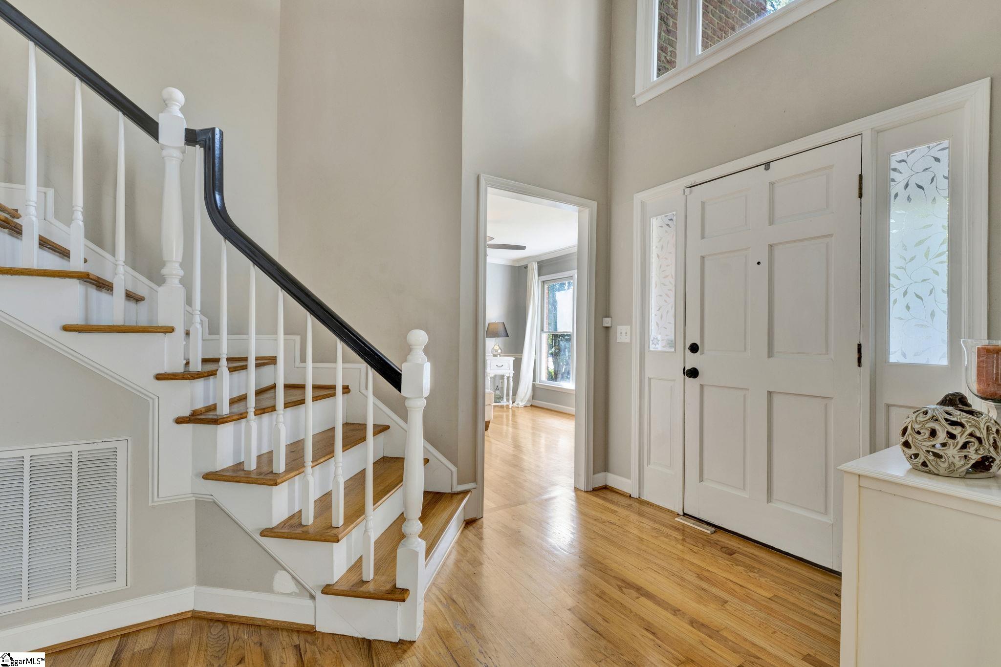 911 East Silverleaf Street Greer, SC 29650 - Photo 5 of 36 Gallery Image 5