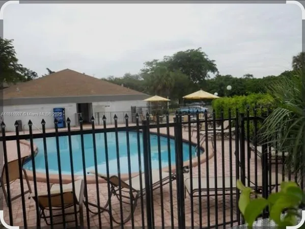 $1,850 | 8000 Fairview Drive, Unit 301, Tamarac, FL 33321