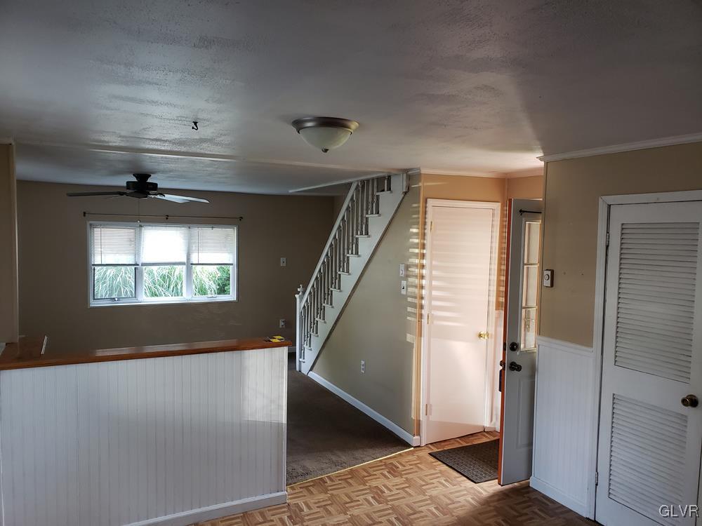 408 West Moorestown Road Nazareth, PA 18064 - Photo 3 of 21