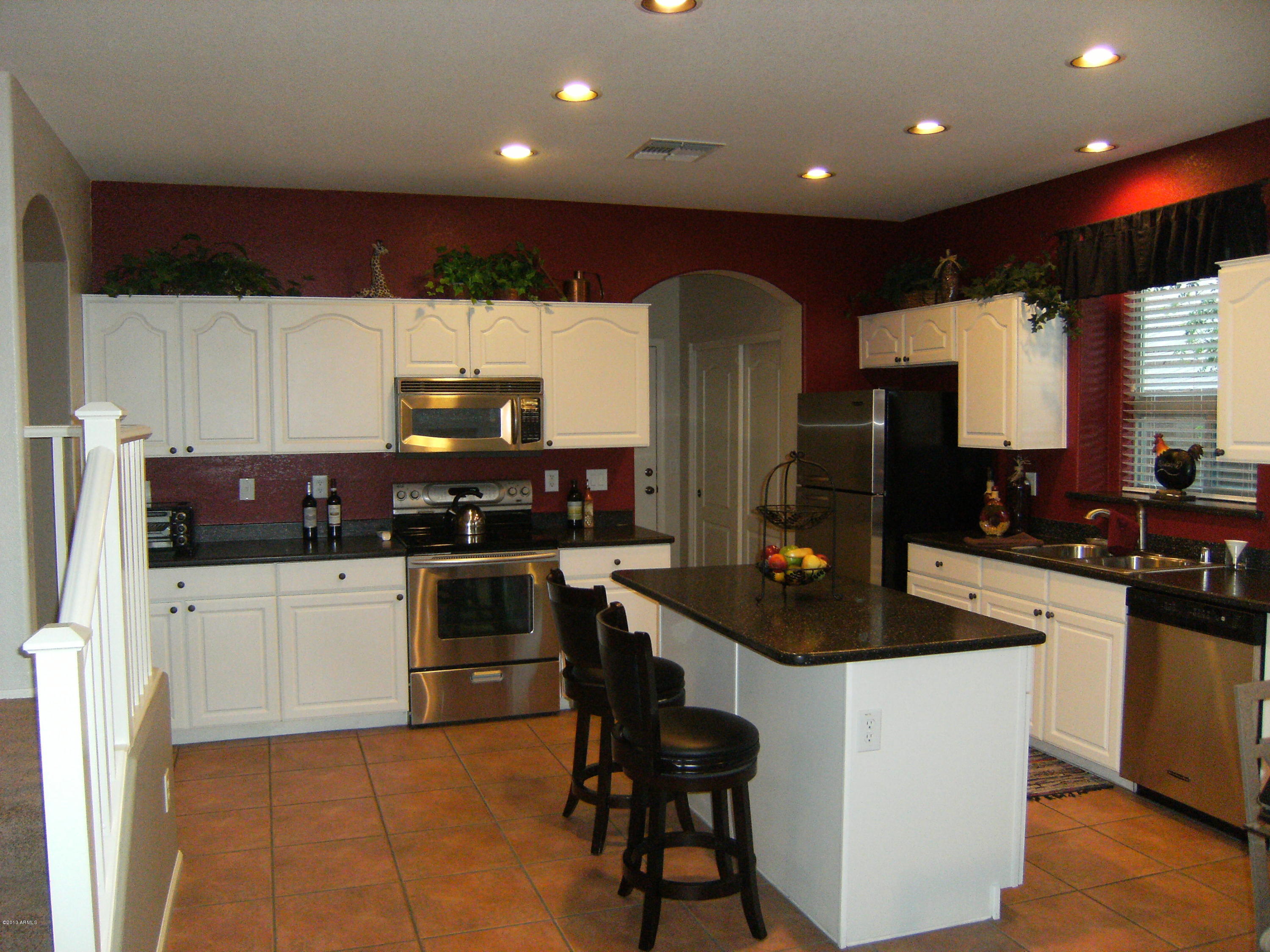 28738 North Nobel Road Phoenix, AZ 85085 - Photo 8 of 33 Kitchen