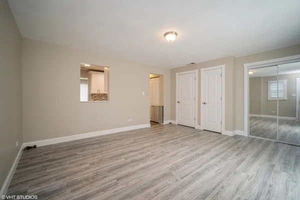 $3,500 | 685 Anthony Trail, Northbrook, IL 60062