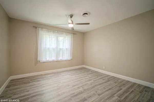 $3,500 | 685 Anthony Trail, Northbrook, IL 60062