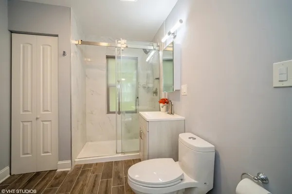 $3,500 | 685 Anthony Trail, Northbrook, IL 60062