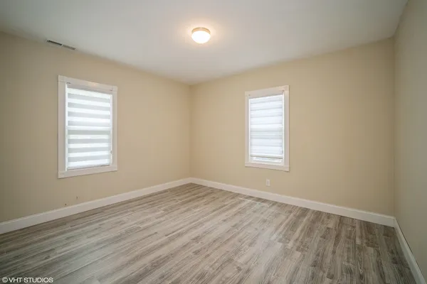 $3,500 | 685 Anthony Trail, Northbrook, IL 60062