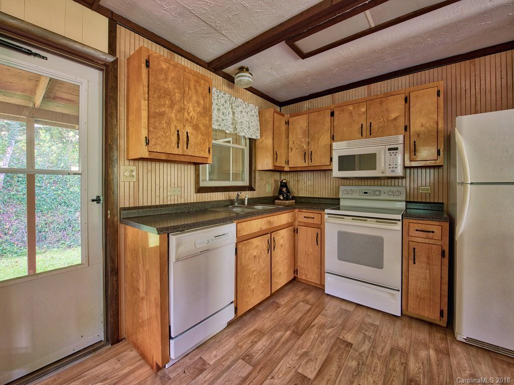 534 Sugar Cove Road Clyde, NC 28721 - Photo 12 of 20